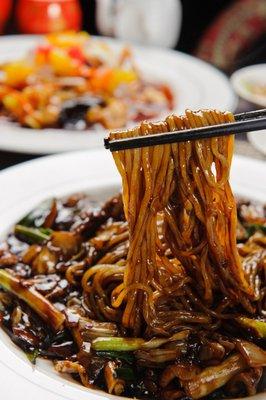 Korean black bean paste noodle
"Jjajangmyeon"