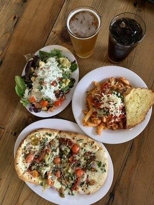 Lunch pasta and salad combo, lunch pizza and soda combo, beer ($3 with Yelp checkin)