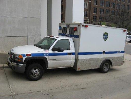 1990's Milwaukee Police Wagon