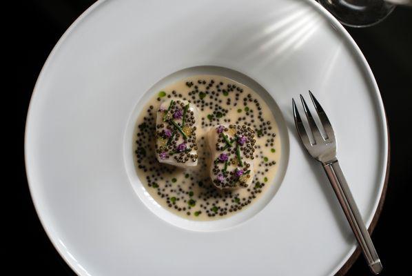 Cod with caviar cream sauce