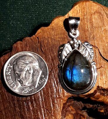 Labradorite in Sterling pendant