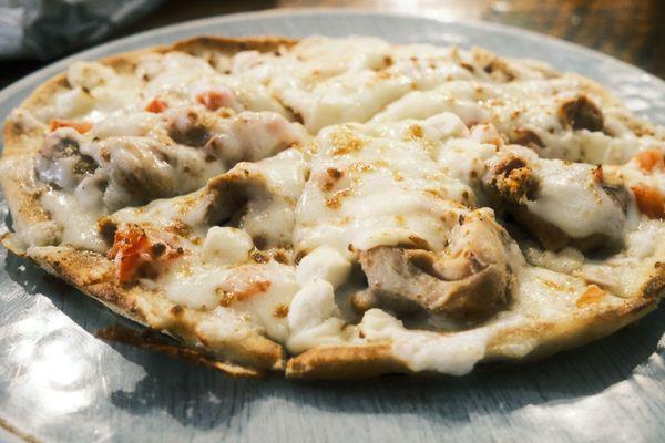 chicken shawarma pizza