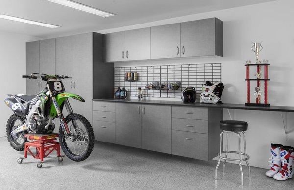 Garage cabinets in Pewter Finish