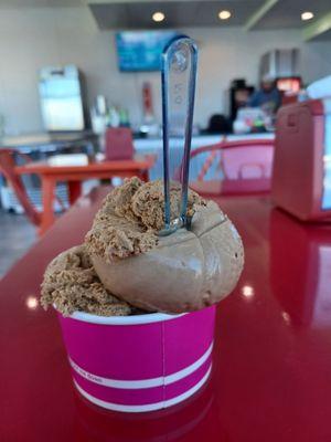 Having some redunkulously delish coffee caramel iced cream made with freshly ground coffee beans.