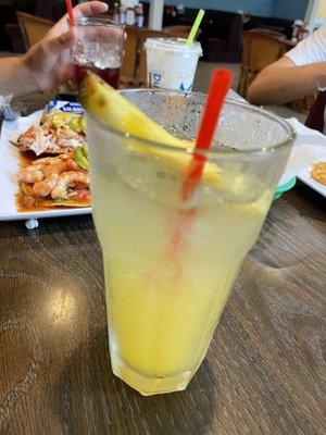 Agua de Piña