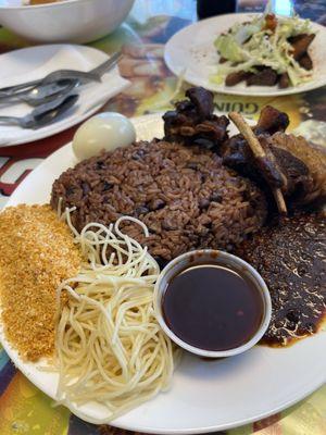 Waakye, suyaa