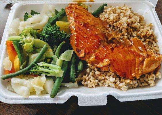 Grilled Salmon - Brown Organic Rice & Steamed Veggies