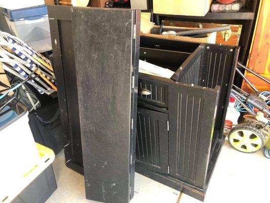 Kitchen island destroyed by Move Daddy