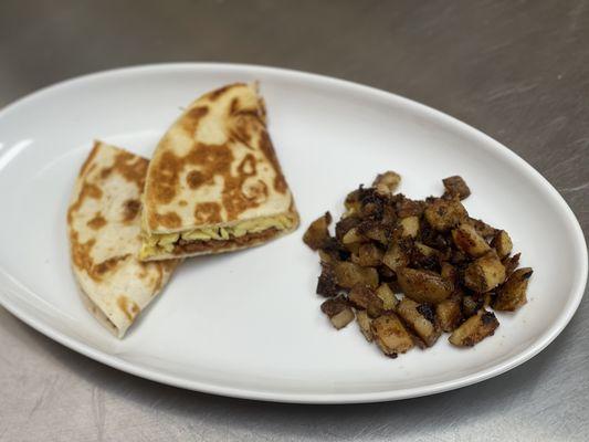 Spicy sausage breakfast quesadilla