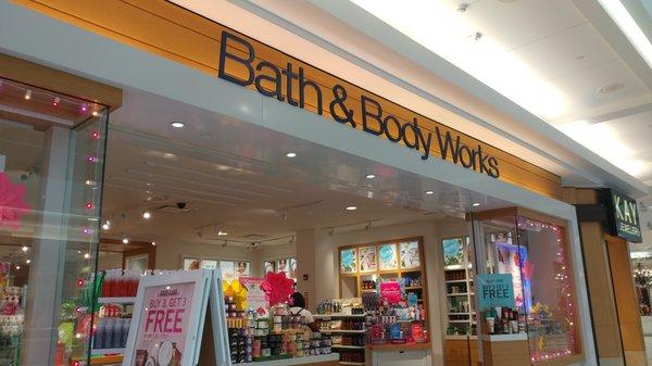 Bath & Body Works in Cambridgeside