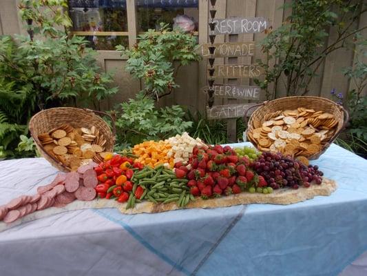 Hors d'oeuvre table