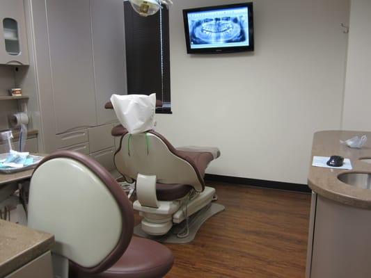 Each room is designed to give you optimal visualization of your teeth through digital xrays and live intraoral phtography.