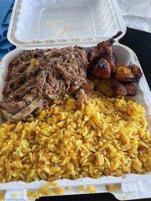 Ropa Vieja, sweet plantains and yellow rice