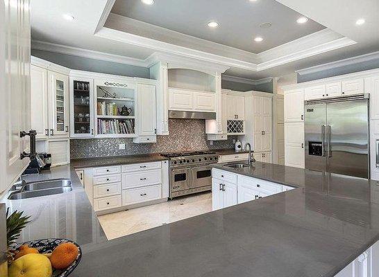 quartz kitchen countertop installation