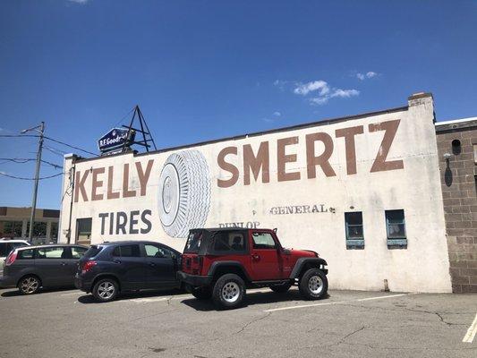 Kelly Smertz Tires, Inc