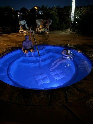 Beautiful pool and hot tub