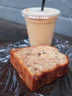 Hummingbird Bread & Iced Pumpkin Pie Latte @tiffhuangry