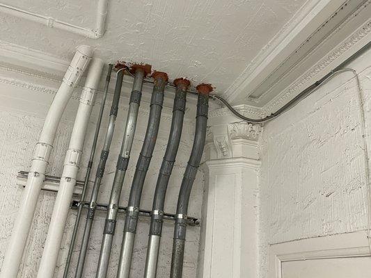 Dirty pipes in laundry room