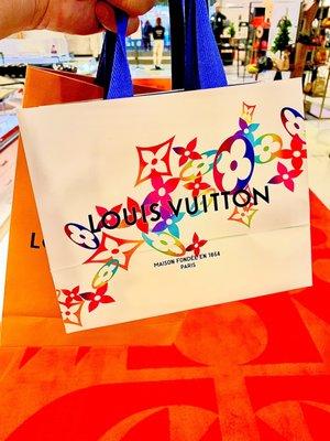 Bags of cool stuff @ LV