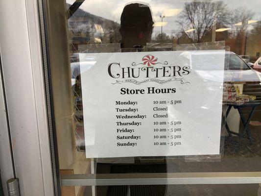 Store hours