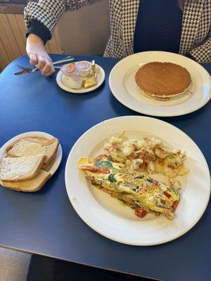 Tuscan omelette and pancakes !