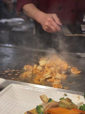 Shrimp with garlic butter and lemon.