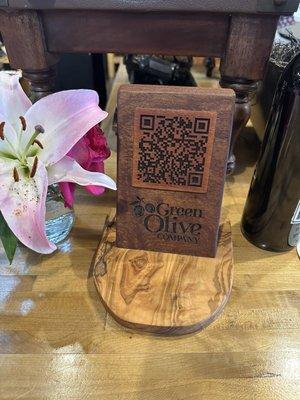 Clever wooden QR code