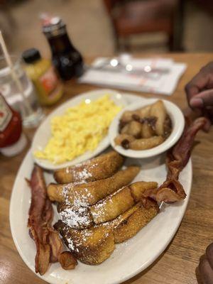 French Toast eggs and bacon ordered individually