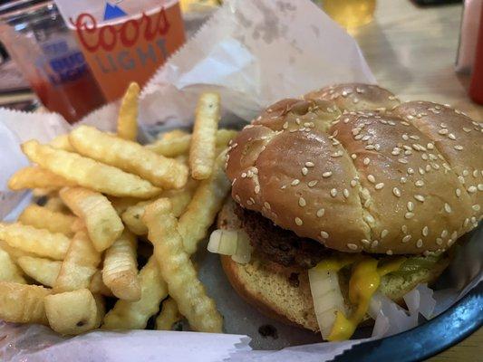 Cheeseburger & Fries