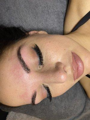 Brow wax with shaping and lip wax