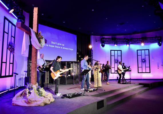 Crossroads Church