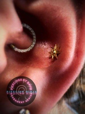 gold body jewelry