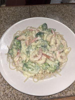 SHRIMP ALFREDO WITH HOMEMADE ALFREDO SAUCE