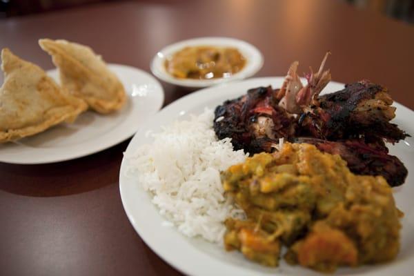 Vegetable Korma, Rice, Chicken Tandoorie & Vegetable Samosa