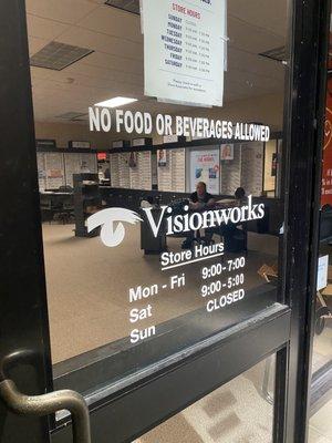 Melissa and unfriendly staff closing before designated closing time