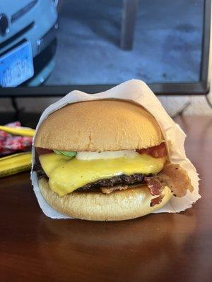 Single Cheeseburger