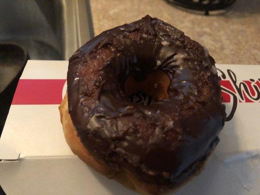 This is how the donut came. It looks old and gross. I'm so disappointed.