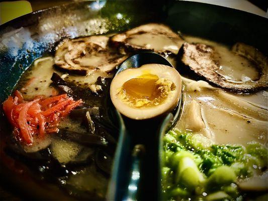 Mayu Tonkotsu Ramen, pork broth w/ charred garlic oil,