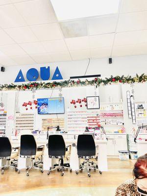 Aqua Nail Bar