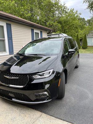 New 2022 Chrysler Pacifica Touring L