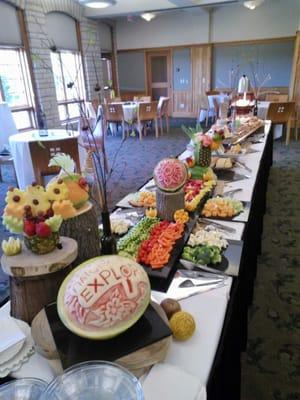 We cater any event. Corporate gatherings, office parties, weddings