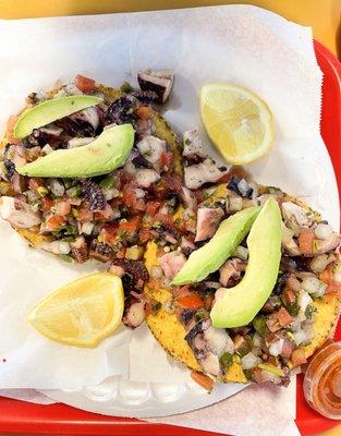 Tostadas de ceviche de pulpo