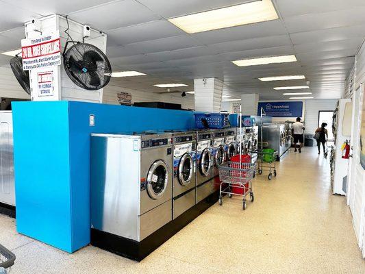 Bahia Vista Laundromat