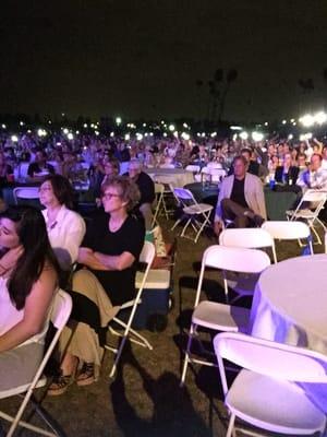 Instead of lighters people used the flashlight on their cell phones for a slow song