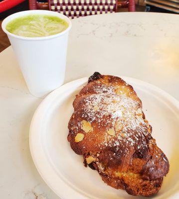 Matcha Latte with Oatmilk and Almond Croissant