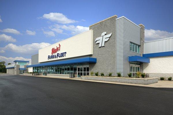 Blain's Farm & Fleet Rockford storefront