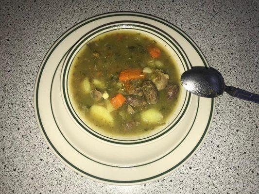 Sopa de menudencias de pollo