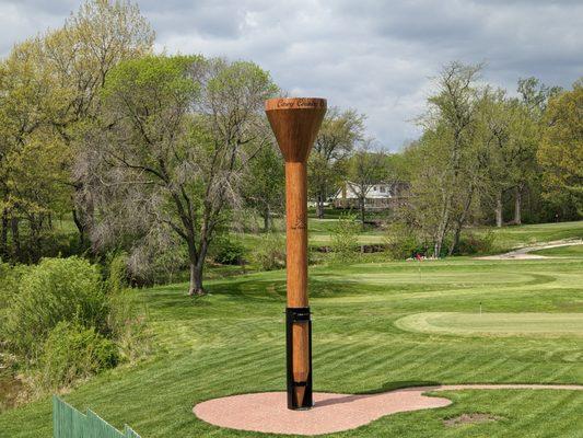 World's Largest Golf Tee, Casey