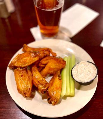 6 piece bone in buffalo wings and an ipa