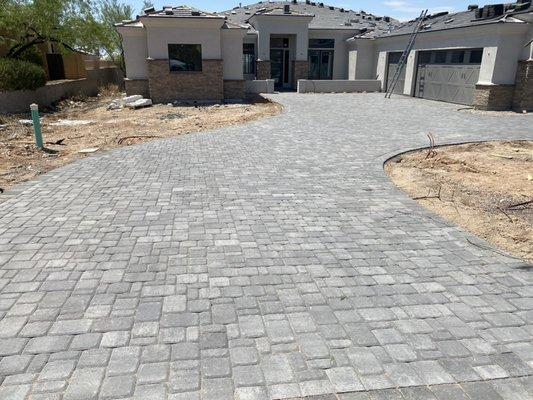 Drive way with pavers